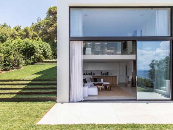 Luxury Villas Athens | Handy Tours