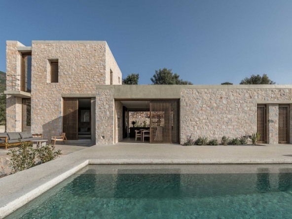 Luxury Villas Peloponnese | Handy Tours