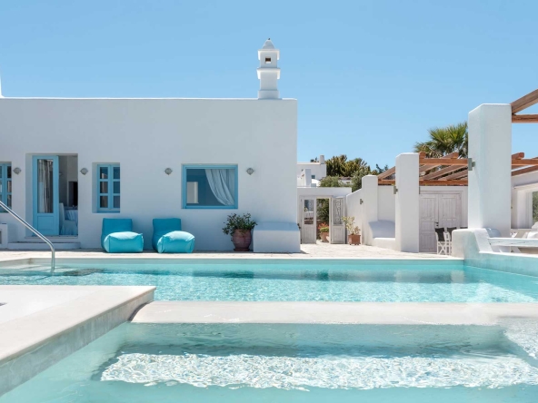 Luxury Villas Santorini | Handy Tours