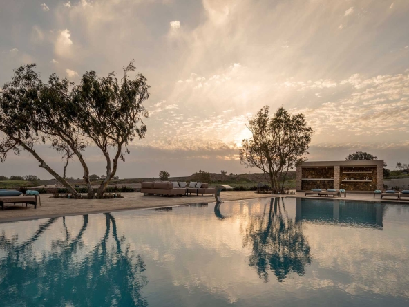 Luxury Villas Santorini | Handy Tours