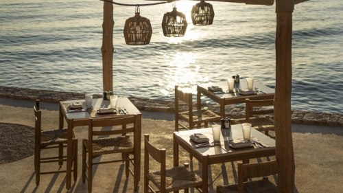Taverna 37 restaurant in Vouliagmeni
