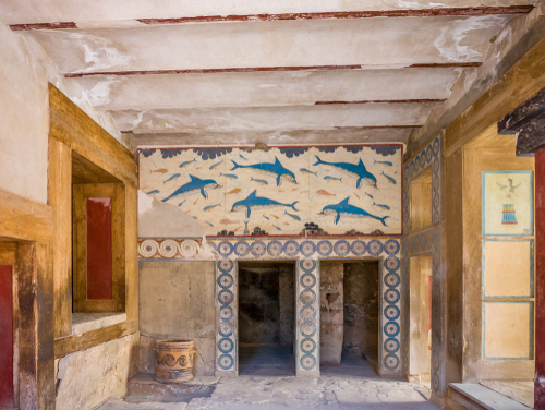 Old,Walls,With,Dolphin,Fresco,,Symbol,Of,Minoan,Culture.,Knossos