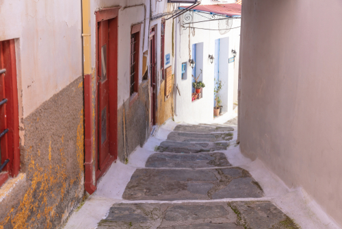 Greece,,Kea,Island.,Capital,City,Of,Ioulis,Narrow,Street,With