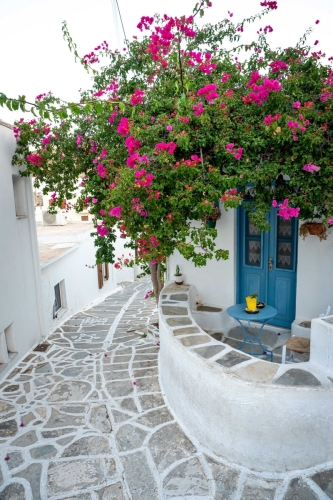 Paros