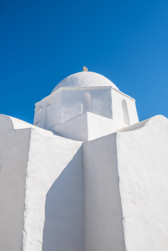 Cycladic,Greek,Orthodox,Church,On,Paros,Island,,Greece.,White,Cross