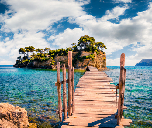 Bright,Spring,View,Of,The,Cameo,Island.,Picturesque,Morning,Scene